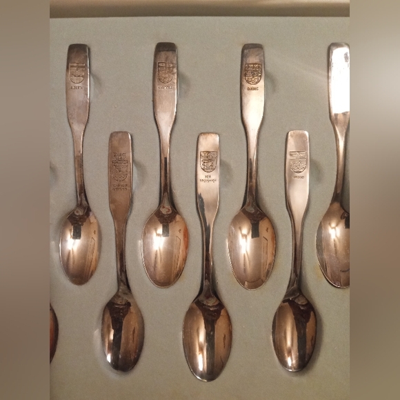Canadian Spoons - Picture 4 of 7